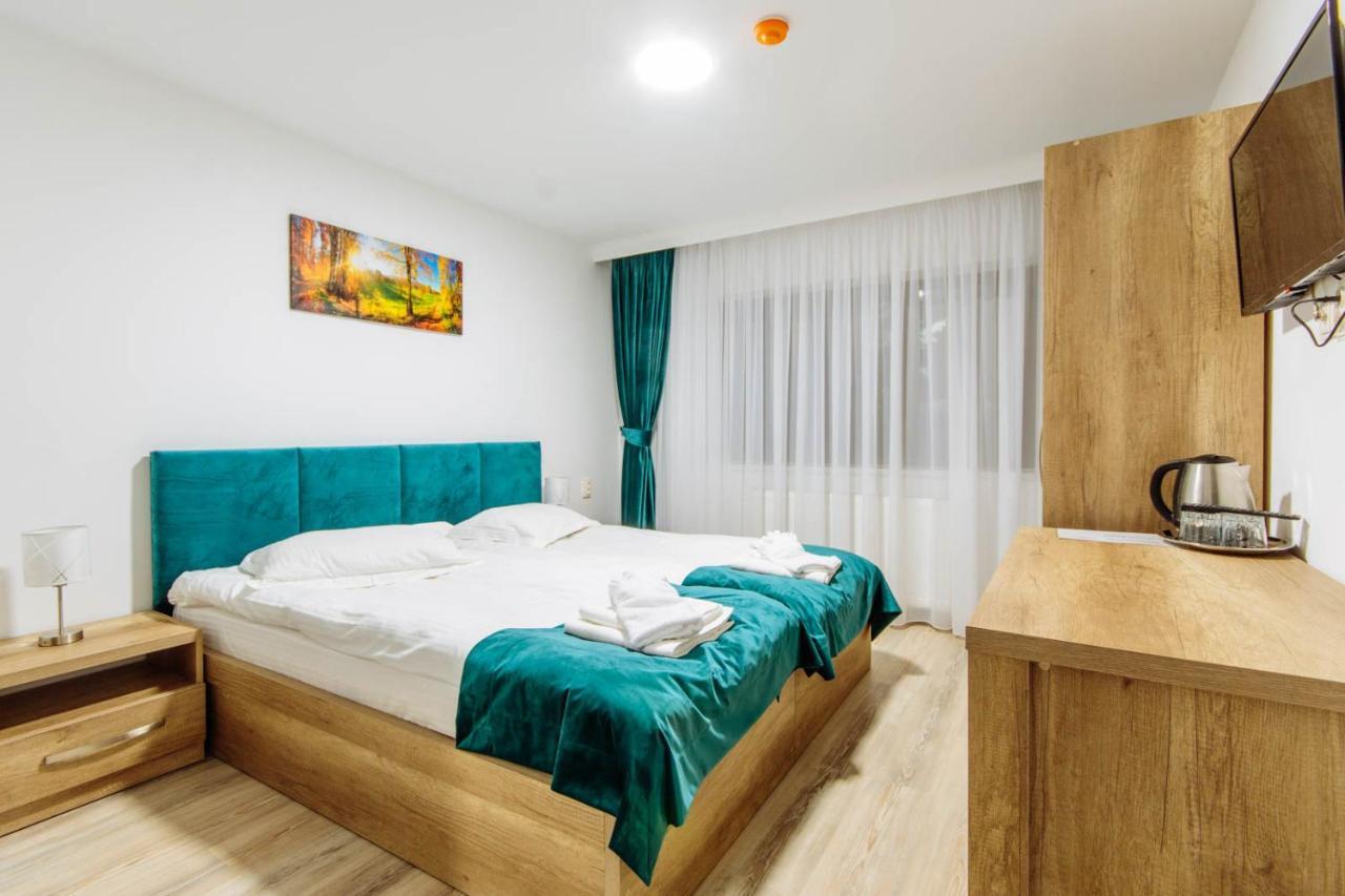 Vila Stadion Campulung Moldovenesc Bagian luar foto